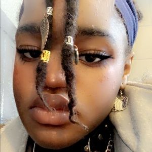 Meet your Posher, Curshon